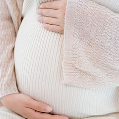 与传统石墨负极电↙池相比，硅碳🇹🇩🎰电池能在不增加👗物理体积🥬💟的前提下显著🎁🌅